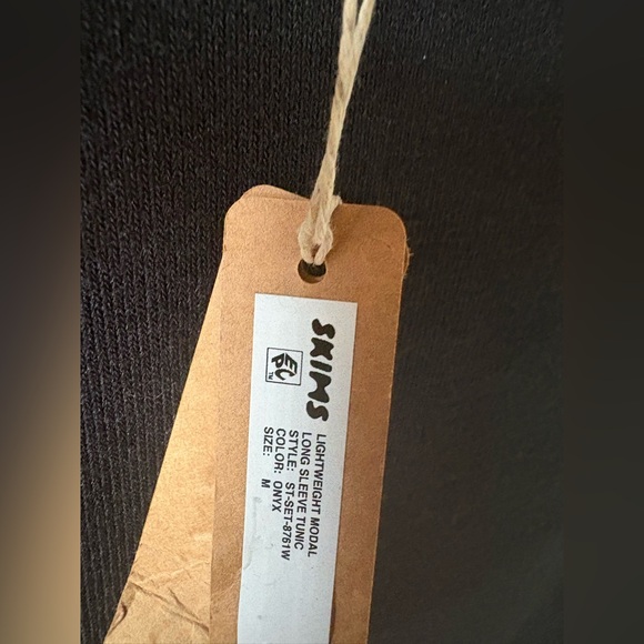 SKIMS lightweight modal long sleeved tunic dress  NWT black-size M $98 onyx - Picture 10 of 11